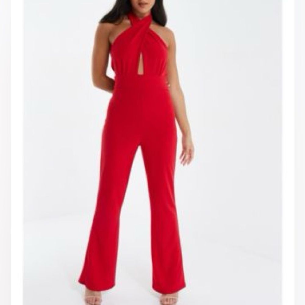 🔥Quiz Elegant Red Halter Jumpsuit sz 6 NWT